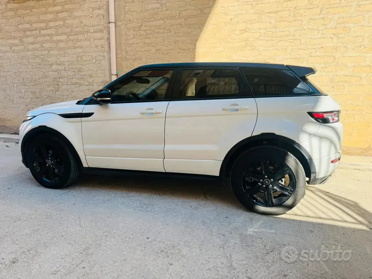 Usata Land Rover Range Rover evoque 190 CV (139 kW) 2015 Bianco SUV