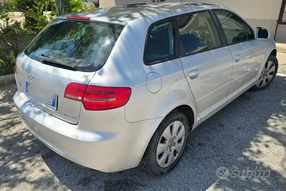 Usata Audi A3 105 CV (77 kW) 2009 Grigio Utilitaria
