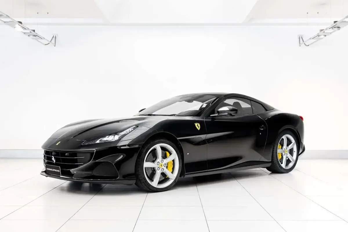 Usata Ferrari Portofino 620 CV (456 kW) 2021 Nero Cabrio