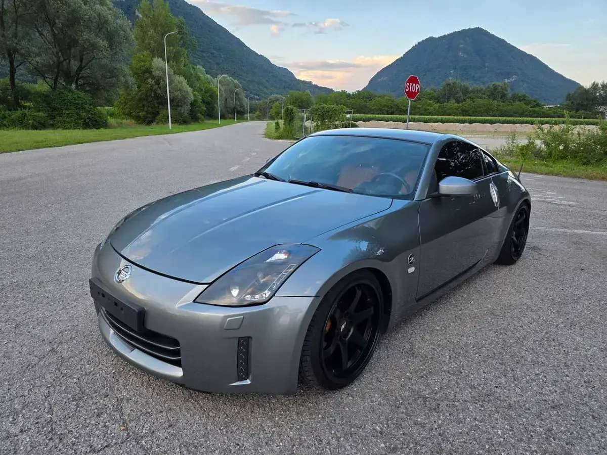 Usata Nissan 350Z 280 CV (205 kW) 2003 Grigio Coupé