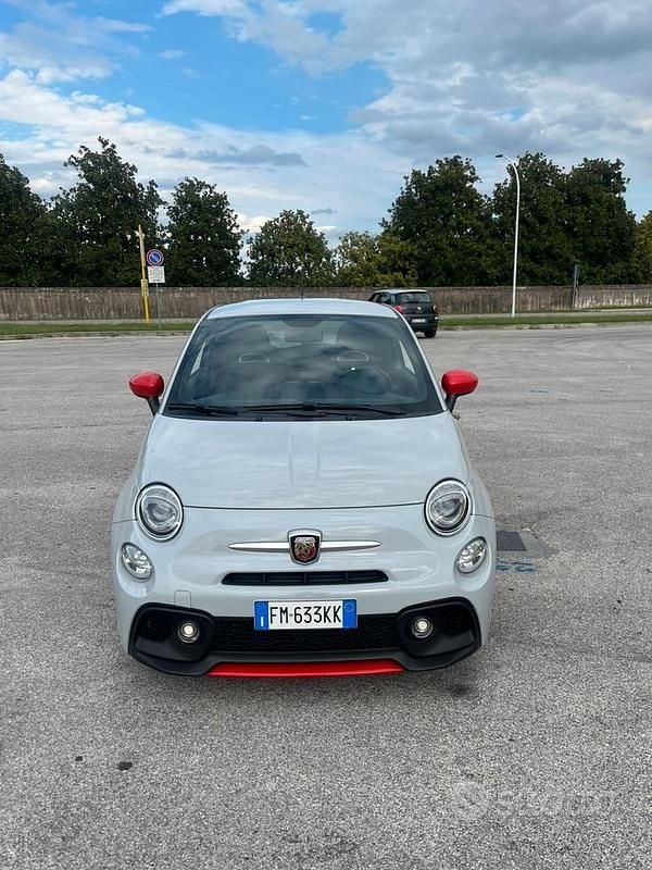 Usata Abarth 595 Pista 160 CV (117 kW) 2017 Grigio Utilitaria