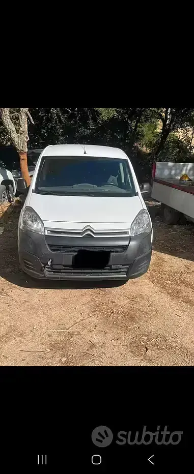Usata Citroën Berlingo 99 CV (72 kW) 2016 Bianco Monovolume