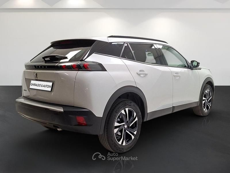 Usata Peugeot 2008 Allure 102 CV (75 kW) 2023 Bianco SUV