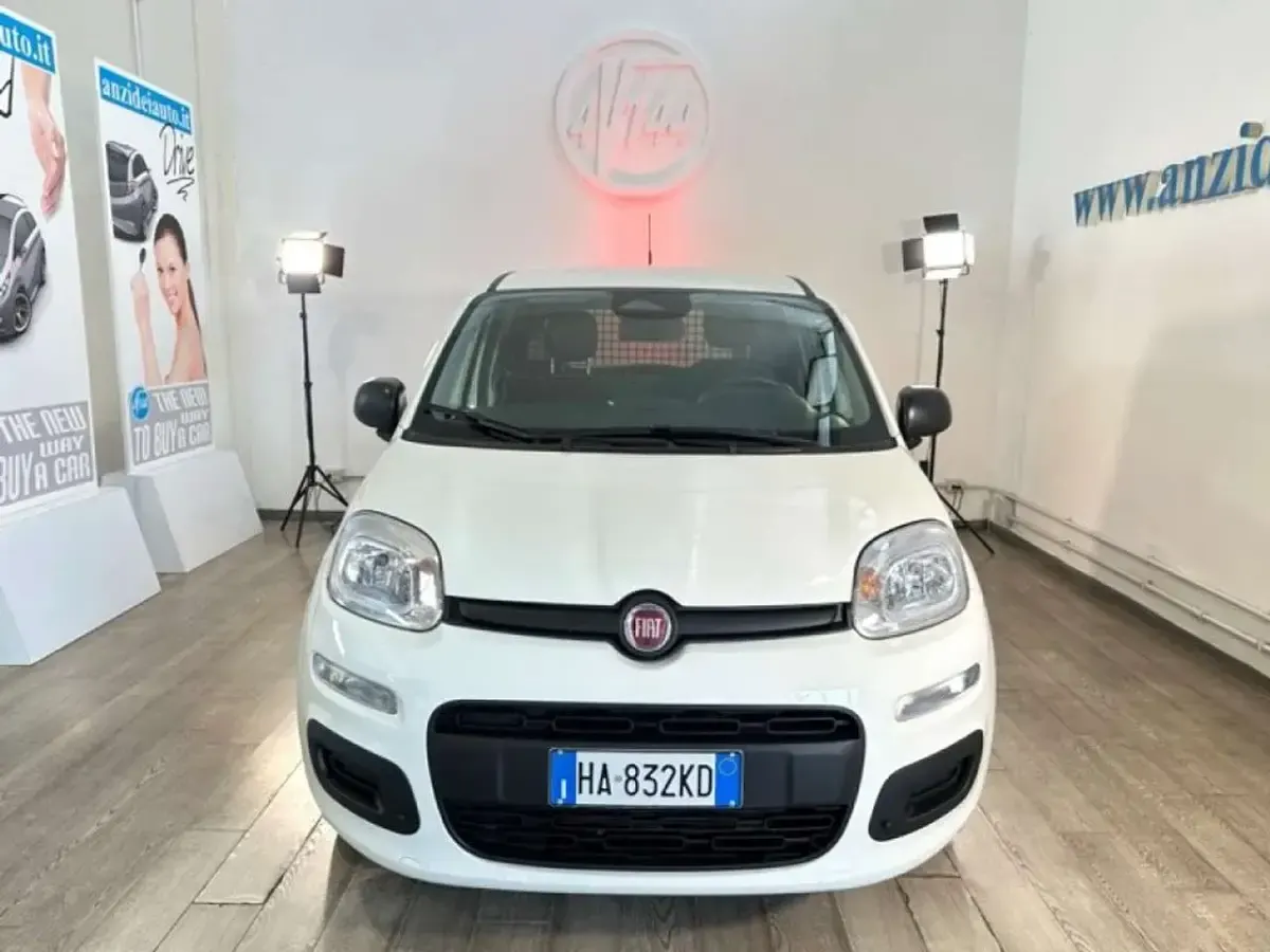 Usata Fiat Panda 69 CV (50 kW) 2025 Bianco Utilitaria