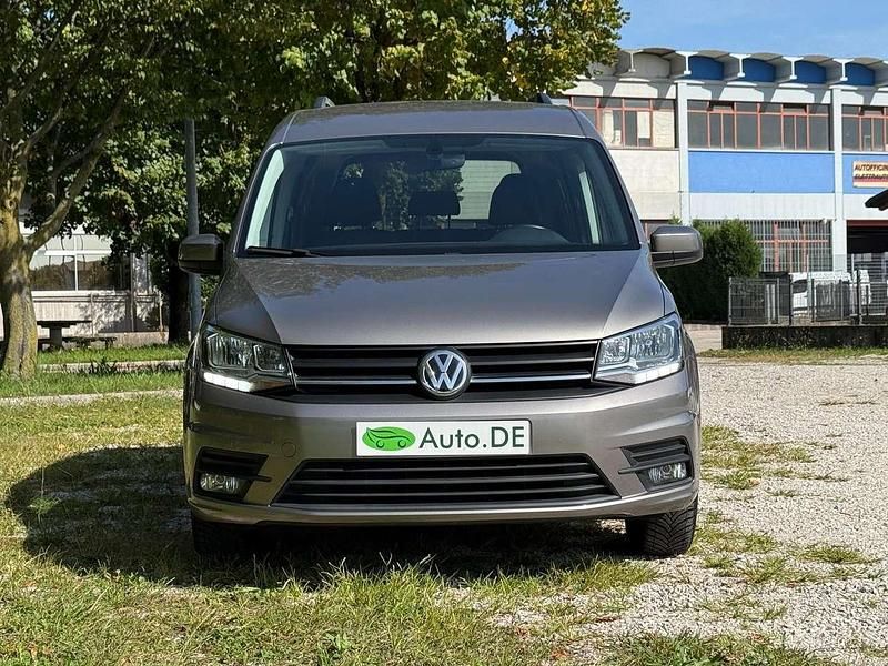 Usata VW Caddy 110 CV (80 kW) 2019 Marrone Monovolume