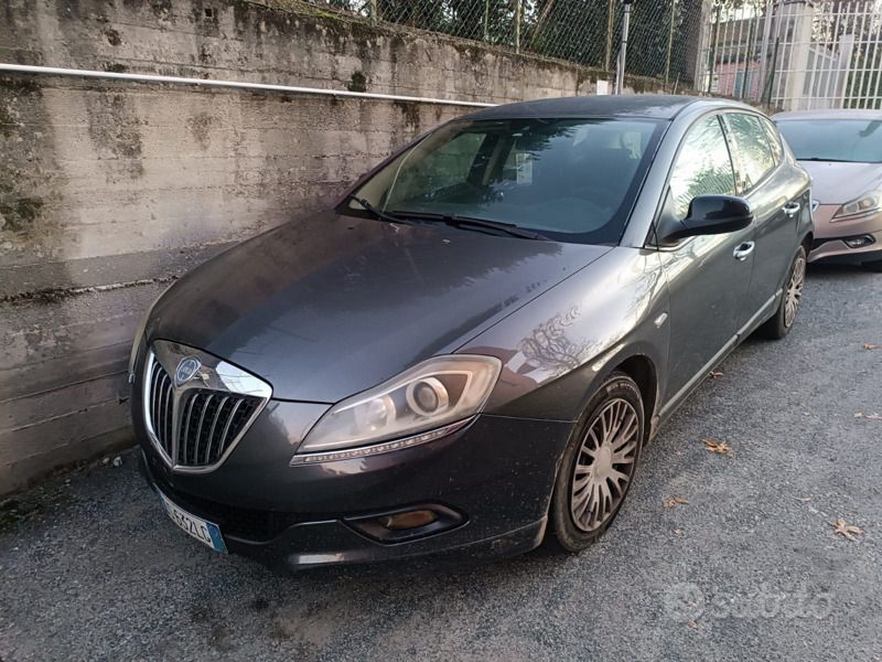 Usata 2008 Lancia Delta Tre volumi | 3000 € (Buon prezzo) - Immagine 1/4