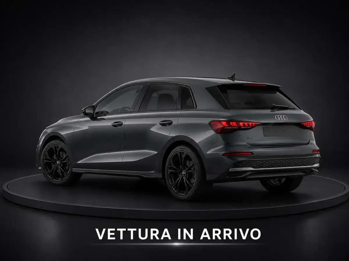 Nuova Audi A3 Ambiente 150 CV (110 kW) 2026 Grigio manatthan Berlina