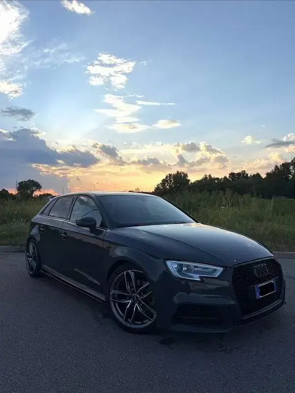 Usata Audi A3 S-Line 190 CV (139 kW) 2017 Grigio Berlina