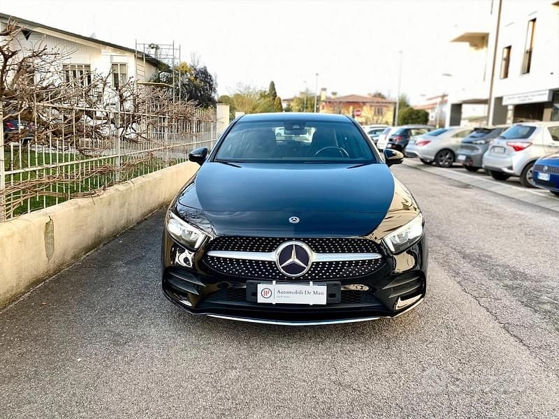 Usata Mercedes A200 Premium 150 CV (110 kW) 2019 Nero Berlina