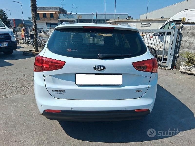 Usata Kia Ceed Sportswagon 110 CV (80 kW) 2017 Bianco Station wagon