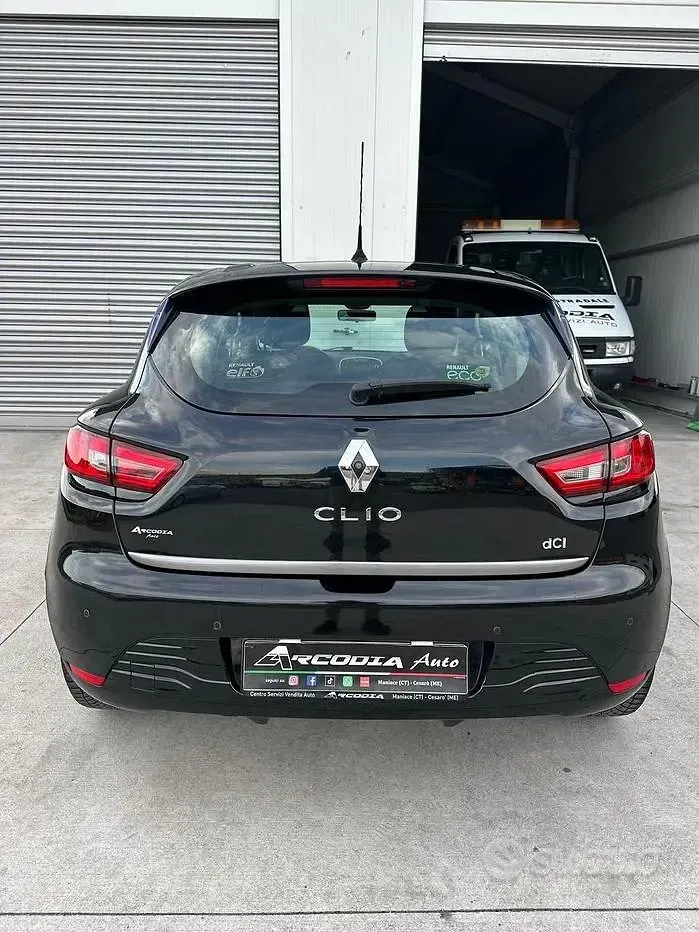 Usata Renault Clio IV 75 CV (55 kW) 2015 Nero Berlina