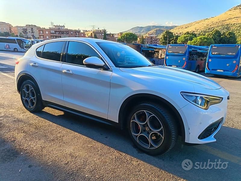 Usata Alfa Romeo Stelvio 190 CV (139 kW) 2019 Bianco SUV