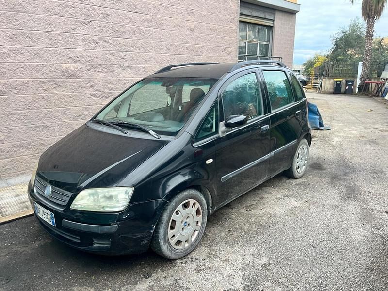 Usata Fiat Idea 70 CV (51 kW) 2007 Nero Monovolume