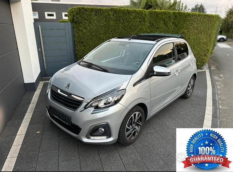 Grigio Usata 2021 Peugeot 108 Active Due volumi | 11.890 € (Cara) - Immagine 1/4