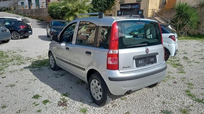 Usata Fiat Panda Dynamic 69 CV (50 kW) 2011 Grigio Utilitaria