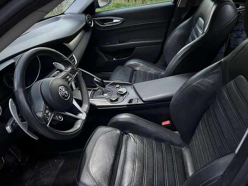 Usata Alfa Romeo Giulia Veloce 211 CV (155 kW) 2018 Berlina