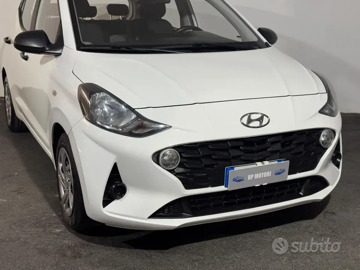 Używany Hyundai i10 Prime 67 KM (49 kW) 2022 Biały Hatchback