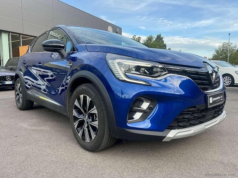 Usata Renault Captur Techno 94 CV (69 kW) 2025 Blu SUV