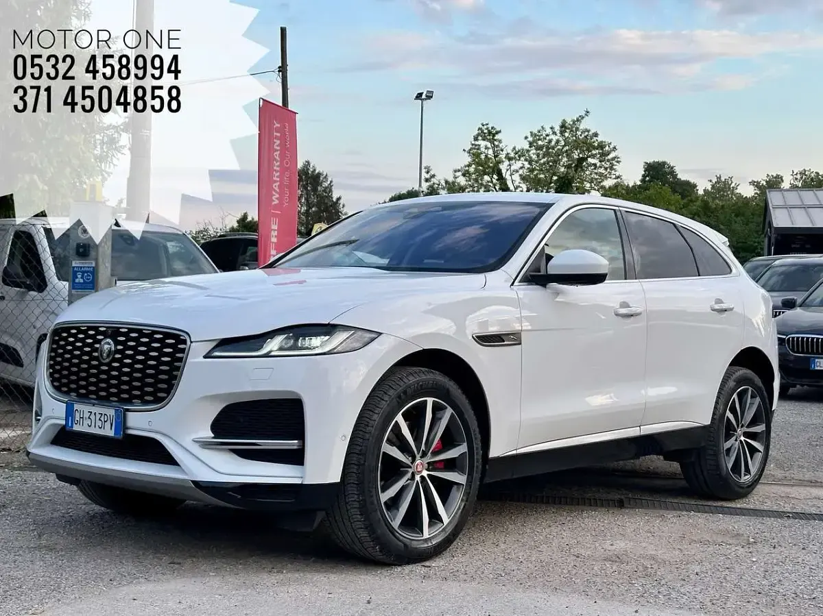 Begagnad Jaguar F-Pace SE 163 HK (119 kW) 2021 Vit SUV