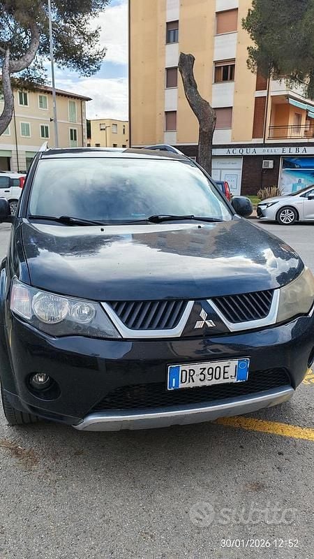 Usata Mitsubishi Outlander 177 CV (130 kW) 2008 Nero SUV
