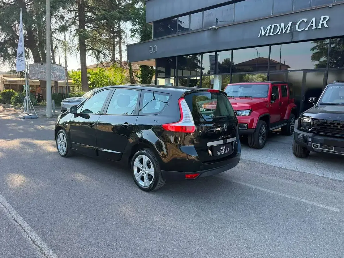 Usata Renault Scenic E-Tech 110 CV (80 kW) 2015 Nero Monovolume