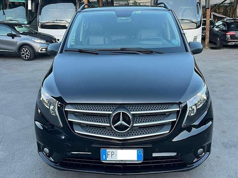 Nero Usata 2018 Mercedes Vito Furgone | 15.000 € - Immagine 1/4