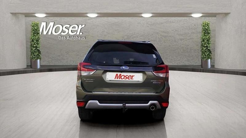 Usata Subaru Forester Premium 150 CV (110 kW) 2020 Verde SUV