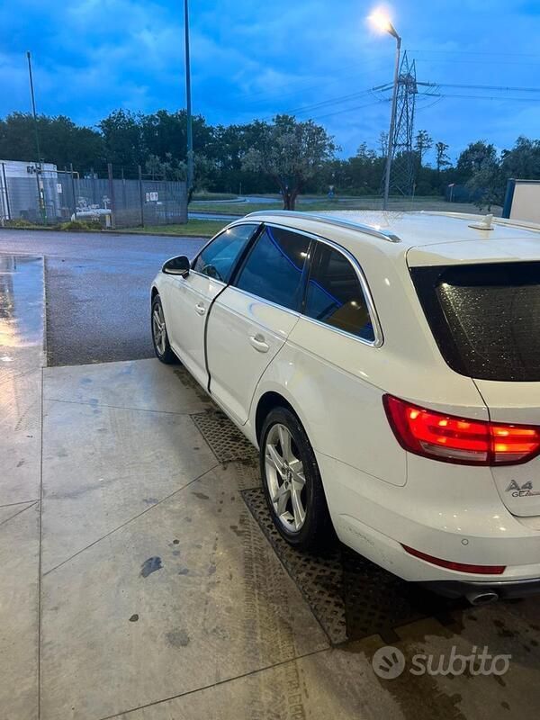 Usata Audi A4 150 CV (110 kW) 2017 Bianco Berlina