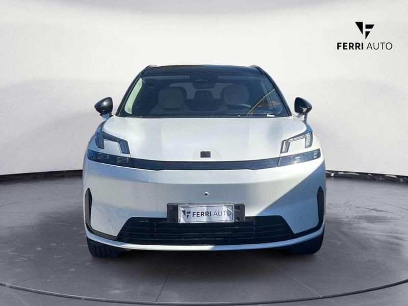 Nuova Lynk & Co 08 139 CV (102 kW) 2025 Bianco SUV