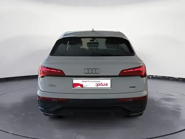 Usata Audi Q5 Sportback S-line plus 204 CV (150 kW) 2022 Bianco SUV