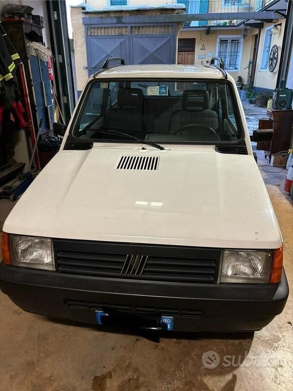 Usata Fiat Panda 4x4 Trekking 50 CV (36 kW) 2001 Bianco Utilitaria