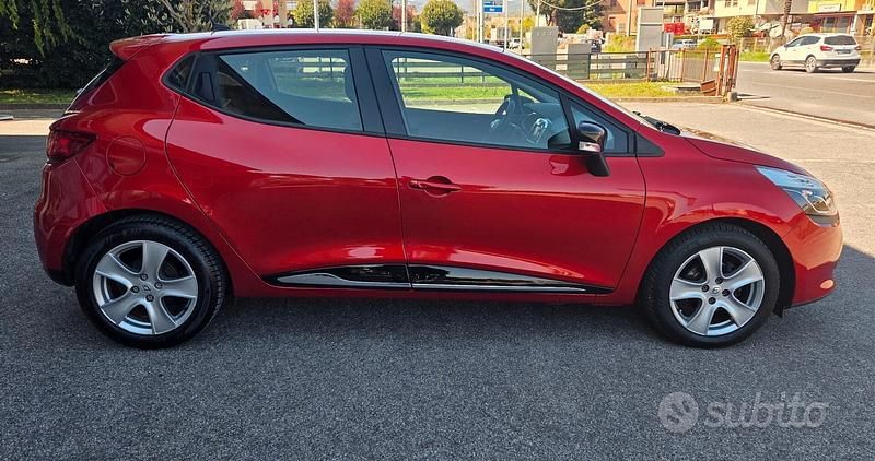 Usata Renault Clio IV 75 CV (55 kW) 2013 Bianco Berlina