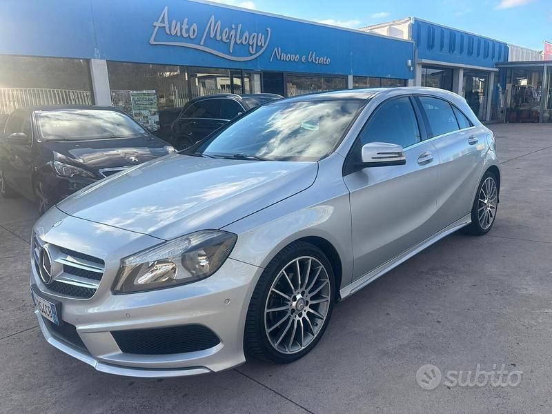 Usata Mercedes A200 Premium 135 CV (99 kW) 2014 Grigio Berlina
