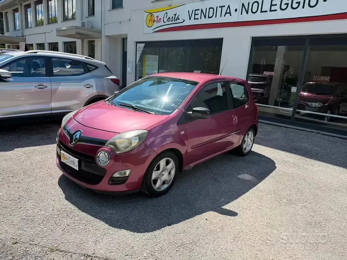 Usata Renault Twingo 75 CV (55 kW) 2012 Viola Utilitaria