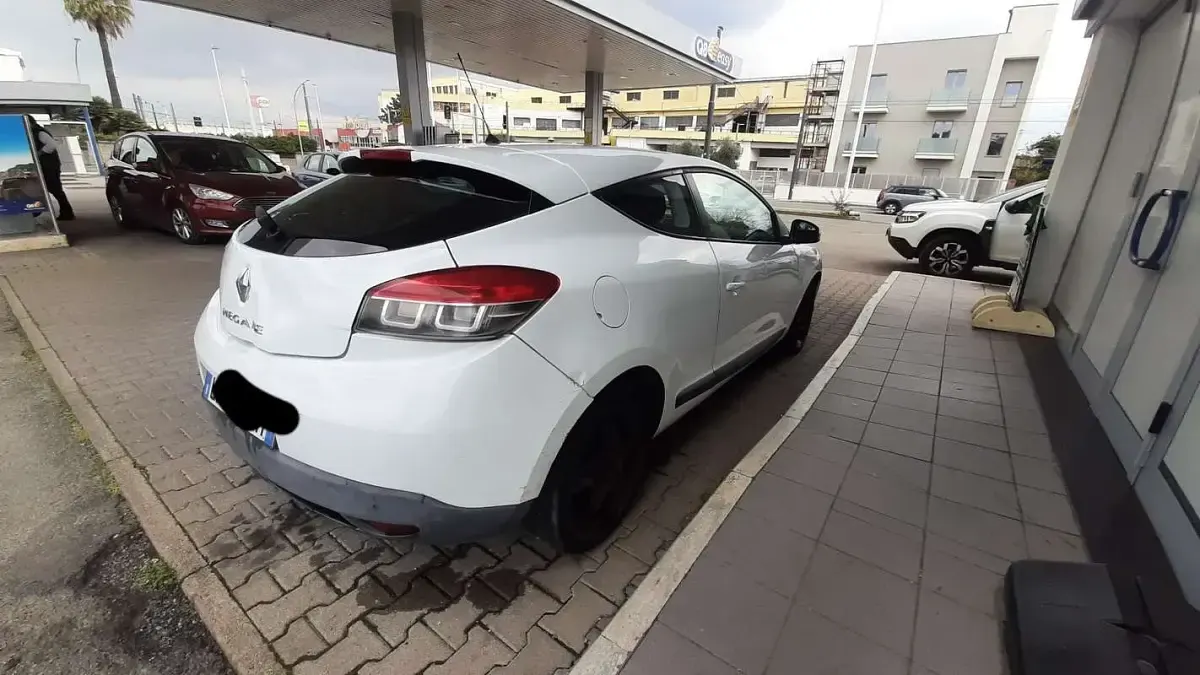 Usata Renault Mégane Coupé 110 CV (80 kW) 2012 Coupé