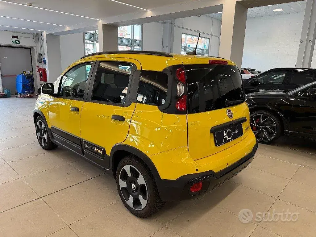 Usata Fiat Panda S 69 CV (50 kW) 2026 Giallo Utilitaria