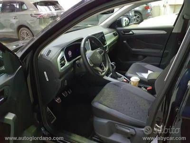 Usata VW T-Roc Life 115 CV (84 kW) 2025 Nero SUV