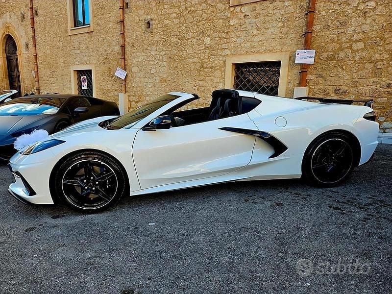Usata Corvette Stingray 481 CV (353 kW) 2023 Bianco Monovolume