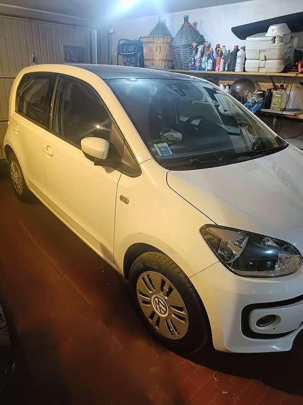 Usata VW up! Highline 68 CV (50 kW) 2014 Utilitaria