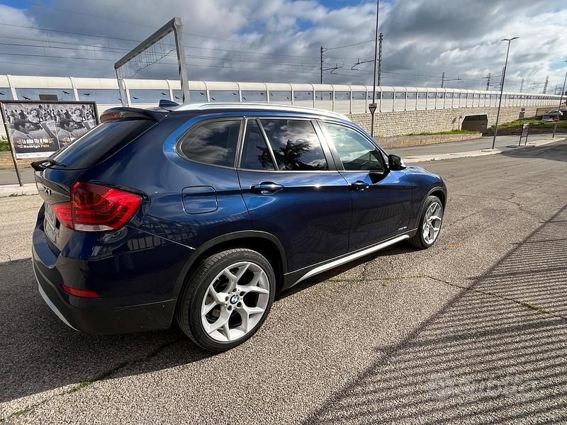 Usata BMW X1 xLine 143 CV (105 kW) 2014 Blu SUV