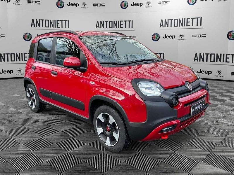 Usata Fiat Panda Cross Cross 69 CV (50 kW) 2024 Rosso Utilitaria