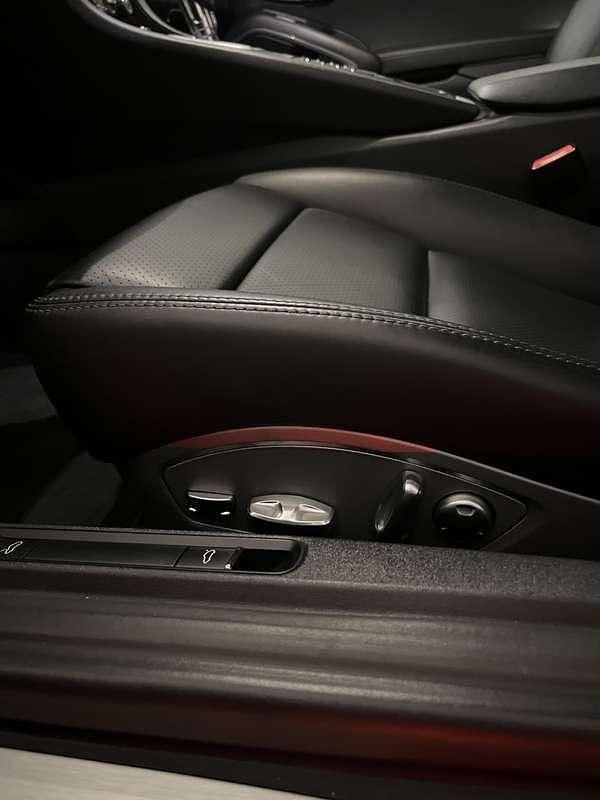 Usata Porsche 911 Carrera 4S 400 CV (294 kW) 2015 Argento Coupé