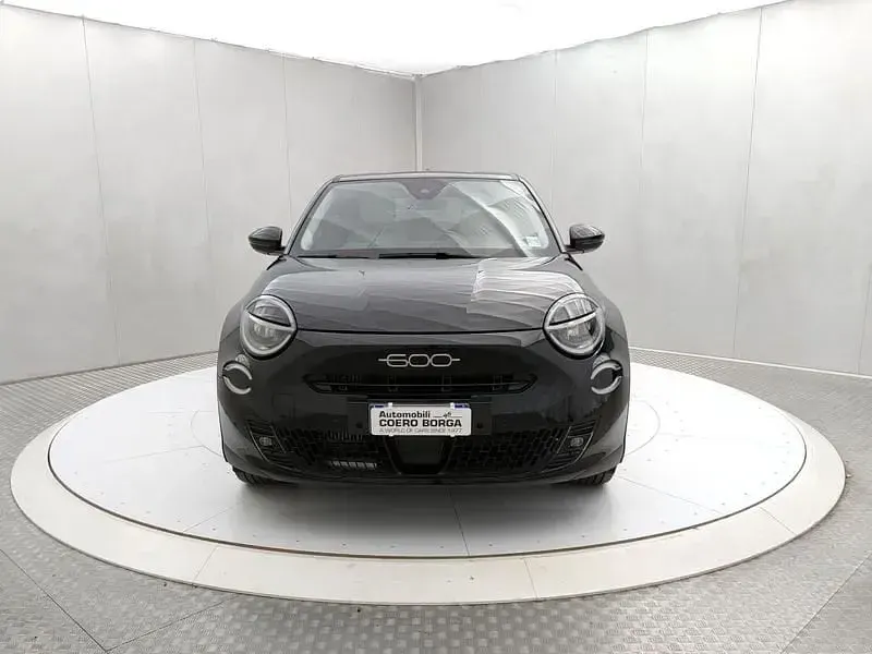 Usata Fiat 600 La Prima 101 CV (74 kW) 2025 Nero SUV