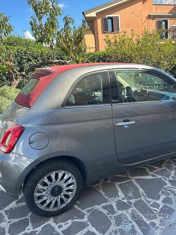 Grigio Usata 2017 Fiat 500 Cabrio | 10.000 € (Buon prezzo) - Immagine 1/4