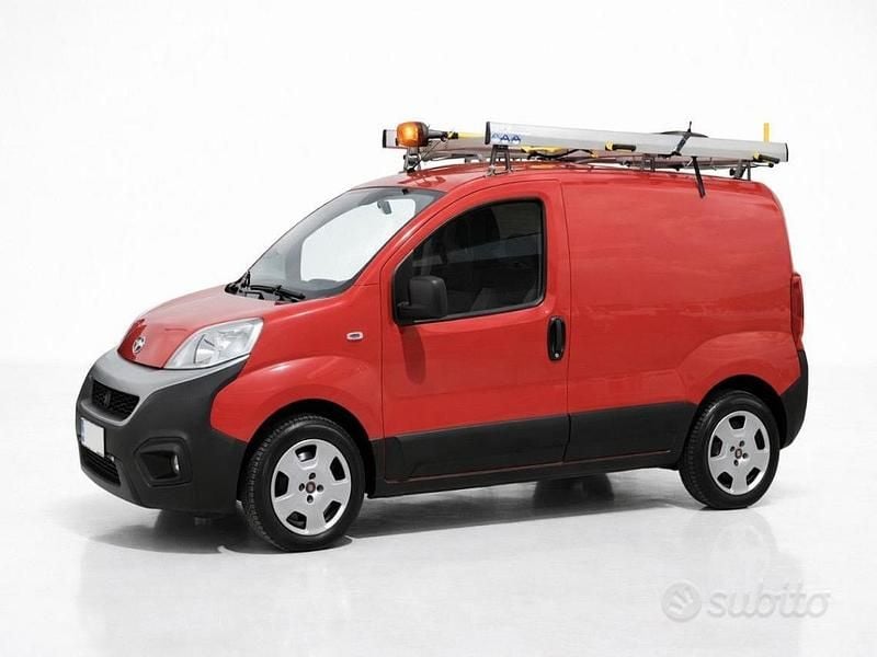 Usata Fiat Fiorino 95 CV (69 kW) 2017 Rosso Monovolume