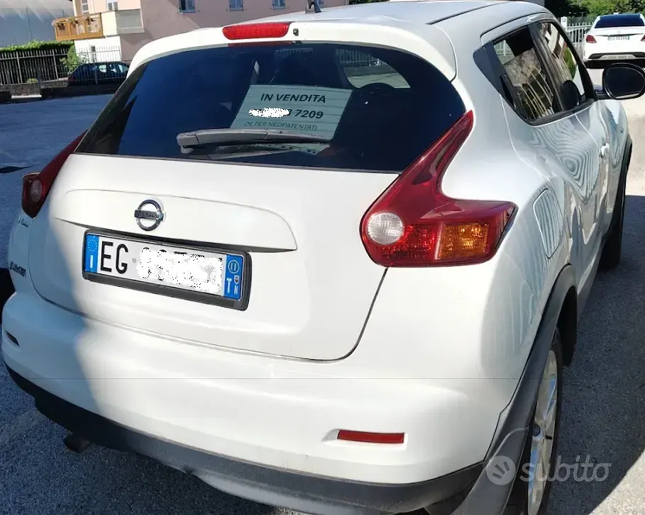 Usata Nissan Juke 117 CV (86 kW) 2011 Bianco SUV