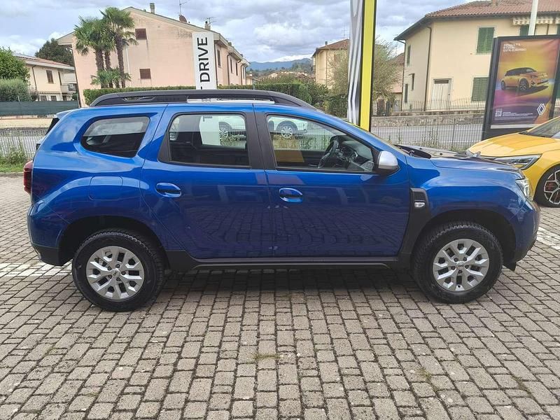 Usata Dacia Duster Comfort 101 CV (74 kW) 2022 Blu iron SUV