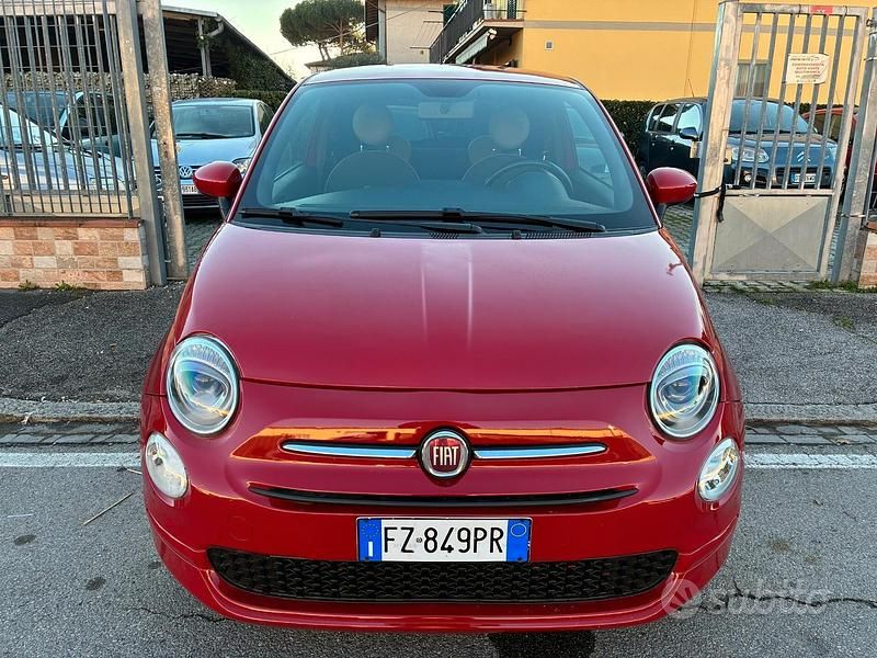 Usata Fiat 500 Dolcevita 69 CV (50 kW) 2019 Rosso Berlina