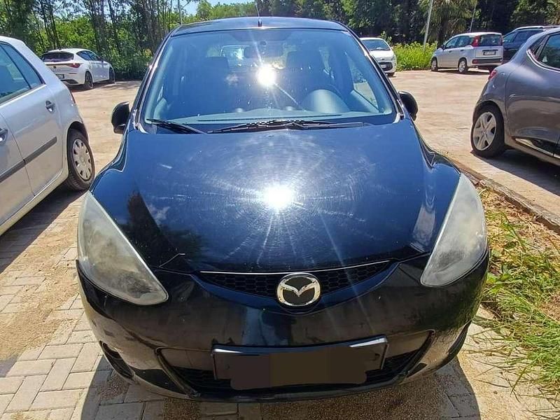 Usata Mazda 2 75 CV (55 kW) 2008 Nero Utilitaria