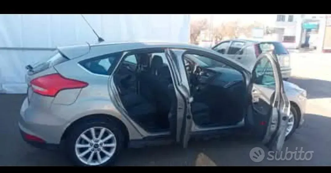 Usata Ford Focus 120 CV (88 kW) 2017 Berlina